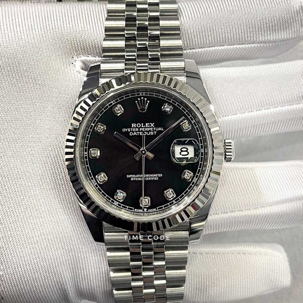 ROLEX DATEJUST 41MM BLACK DIAL JUBILEE BRACELET -126334