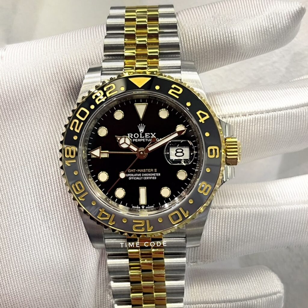 ROLEX GMT-MASTER II 40MM JUBILEE BRACELET GUINNESS -126713GRNR